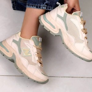 تخفیف بی نظیر  کفش کتونی اسپرت زنانه دخترانه مدل نیوبالانس بادوام و خوشپا رنگ کرم سبز   با ارسال رایگان