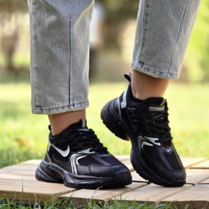 فروش بی تکرار کفش کتونی اسپرت زنانه دخترانه مدل نایک رویایی و ایده ال رنگ مشکی نقره ای با ارسال رایگان