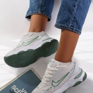 تخفیف جذااب کفش کتونی اسپرت زنانه دخترانه مدل نایک  کلاسیک و عالی  رنگ سفید سبز   با ارسال رایگان