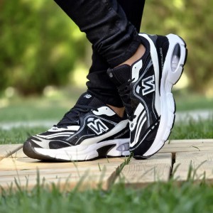 فروش رویایی کفش کتونی اسپرت مردانه و پسرانه مدل نیوبالانس طرح کپسولی  محکم و جذاب  رنگ  مشکی تمام با ارسال رایگان