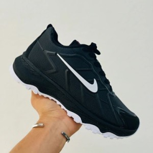 حراج جدیدکفش کتونی اسپرت  نایک مردانه بادوام و به روز رنگ مشکی نارنجی با ارسال رایگان