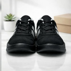 فروش ویژه کفش اسپرت مردانه دبلیو w باکیفیت زیره پیو تزریق مستقیم رنگ مشکی باارسال رایگان