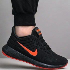 حراج هیجان انگیزکفش کتونی اسپرت نایک مردانه پسرانه جذاااااب  رنگ مشکی تمام با ارسال رایگان