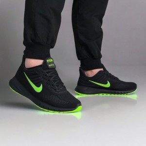 فروش جدیدکفش کتونی اسپرت نایک مردانه پسرانه باکیفیتی عالی  رنگ مشکی نارنجی با ارسال رایگان