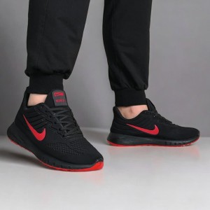 فروش ویژه کفش کتونی اسپرت نایک مردانه پسرانه شیک و راحت رنگ مشکی سفید با ارسال رایگان