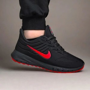 فروش ویژه کفش کتونی اسپرت نایک مردانه پسرانه شیک و راحت رنگ مشکی سفید با ارسال رایگان