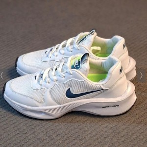 حراج ویژه کفش کتونی اسپرت نایک مردانه پسرانه جدید و زیبا رنگ مشکی قرمز با ارسال رایگان