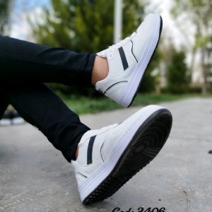 خرید اینترنتی اصفهان کفش کتونی اسپرت سفید مردانه فوق العاده شیک و راحت  مدل ونس qp ونس سفید