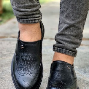 فروش ویژه کفش مجلسی مردانه چرم طبیعی تبریز زیره طبی رویه خط دار با ارسال رایگان