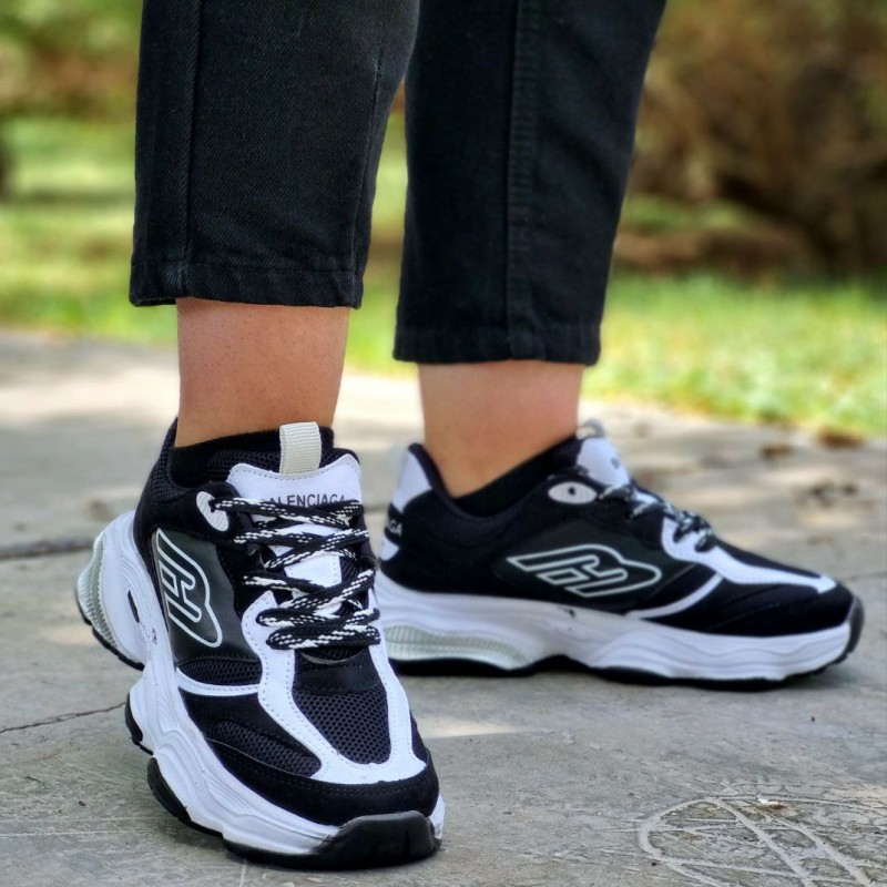 حراج جدید ترین کفش کتونی اسپرت دخترانه مدل بالنسیاگا رنگ مشکی سفید زیره پیو فوق العاده راحت با ارسال رایگان