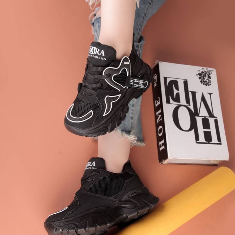 بمب تخفیف جدیدترین کفش کتونی دخترانه و زنانه مدل زارا رنگ مشکی تمام مناسب برای خانم های خوش سلیقه با ارسال رایگان