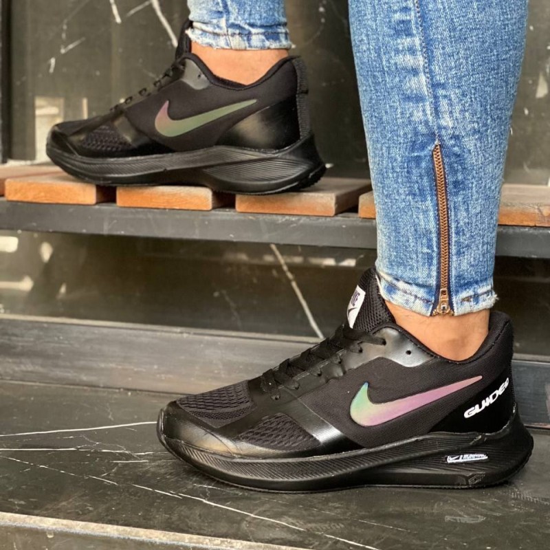 حراج جدید ترین کتونی اسپرت مردانه و پسرانه مدل نایک رنگ مشکی تمام نایک هولوگرامی فوق العاده راحت و زیبا با ارسال رایگان