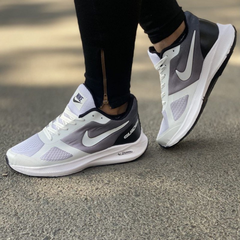 حراج ویژه کفش کتونی اسپرت مردانه و پسرانه مدل نایک رنگ سفید طوسی مناسب باشگاه و پیاده روی با ارسال رایگان