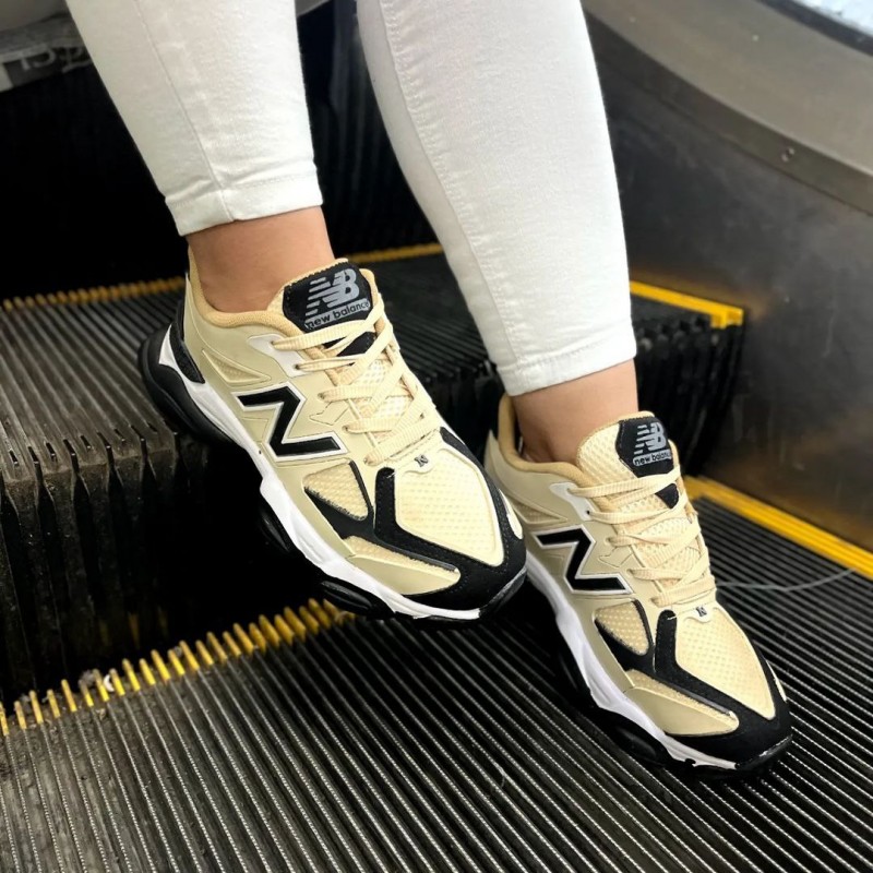 حراج ویژه کفش کتونی اسپرت دخترانه و زنانه مدل نیوبالانس 9060 رنگ کرم مشکی زیره سفید بی نظیر خاص  با ارسال رایگان