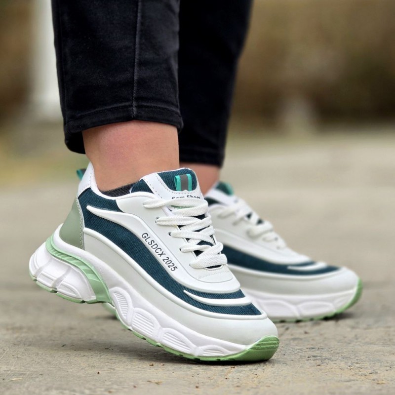 حراج جدید این هفته کفش کتونی اسپرت دخترانه و زنانه مدل فشیون رنگ سفید سبز آبی خوشپا و خوش فرم با ارسال رایگان