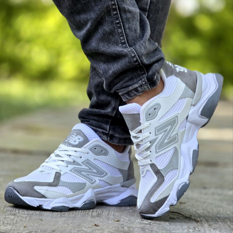 تخفیف فوق العاده کفش کتونی اسپرت مردانه و پسرانه مدل نیوبالانس رنگ سفید طوسی زیره پیو مناسب برای باشگاه با ارسال رایگان