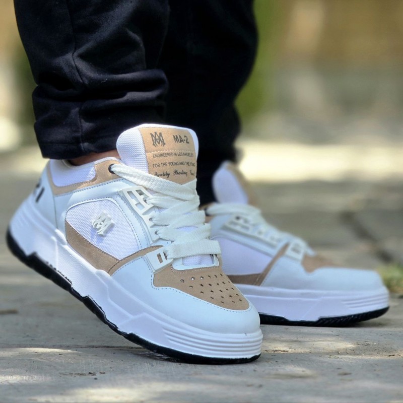 فروش فوق العاده کفش کتونی اسپرت مردانه و پسرانه مدل Amiri (امیری)  باکیفیت و جذاب رنگ  سفید کرم با ارسال رایگان