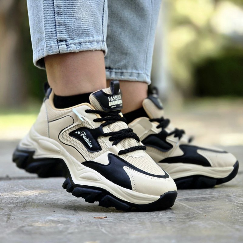 فروش عالی کفش کتونی اسپرت دخترانه و زنانه مدل فشیون رنگ کرم مشکی خوش پا و بی نظیر  با ارسال رایگان