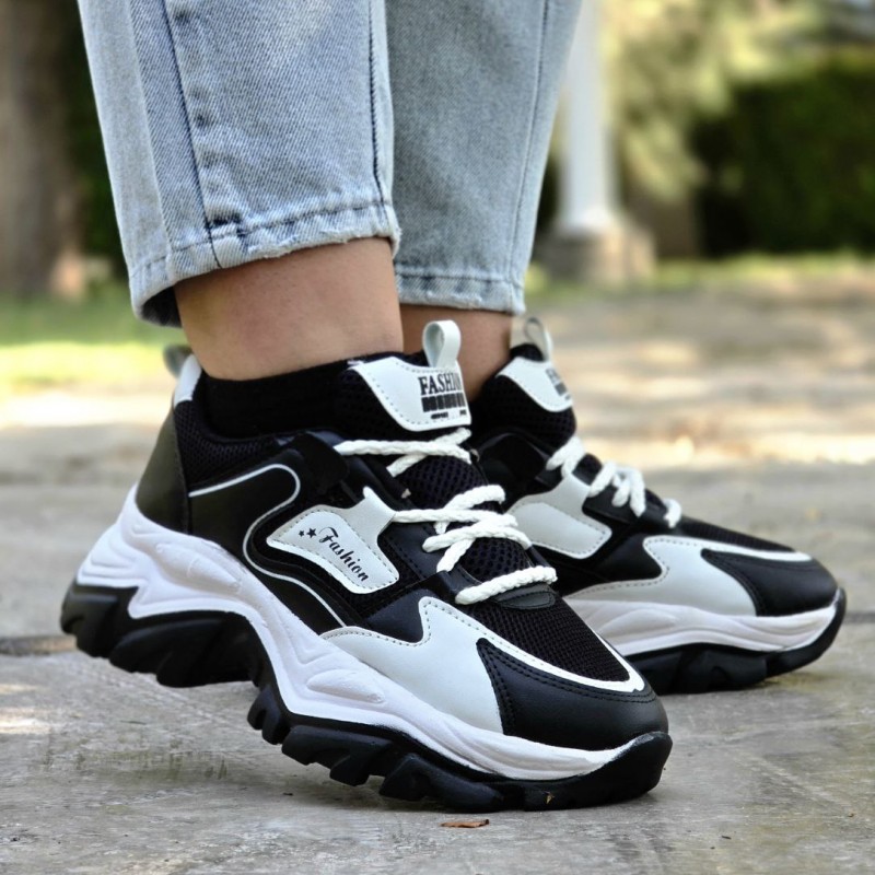 حراج فوق العاده کفش کتونی اسپرت دخترانه و زنانه مدل فشیون رنگ مشکی سفید بی نظیر و پرفروش  با ارسال رایگان