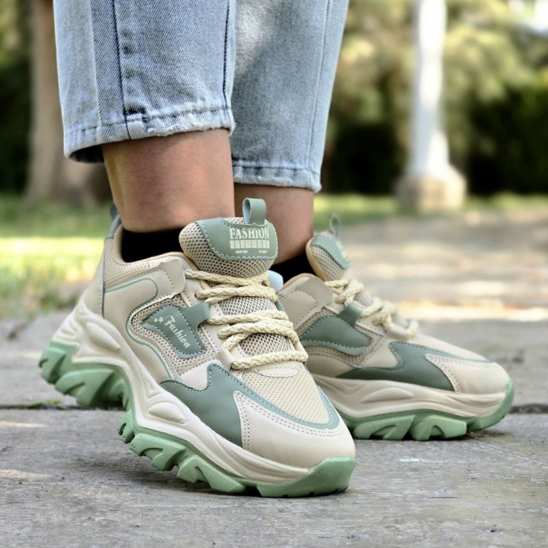 تخفیف آخر هفته کفش کتونی اسپرت دخترانه و زنانه مدل فشیون رنگ کرم سبز پرطرفدار و زیبا  با ارسال رایگان