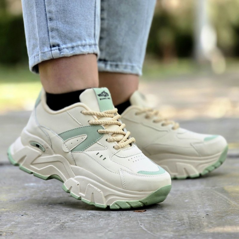 فروش ویژه کفش کتونی اسپرت دخترانه و زنانه مدل فشیون رنگ کرم سبز  باکیفیت و خاص با ارسال رایگان