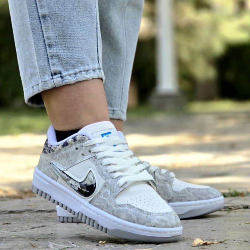 حراج بی نظیر  ست کفش  اسپرت مردانه زنانه مدل نایک دراگون پرفروش و راحت رنگ سفیدطوسی با ارسال رایگان