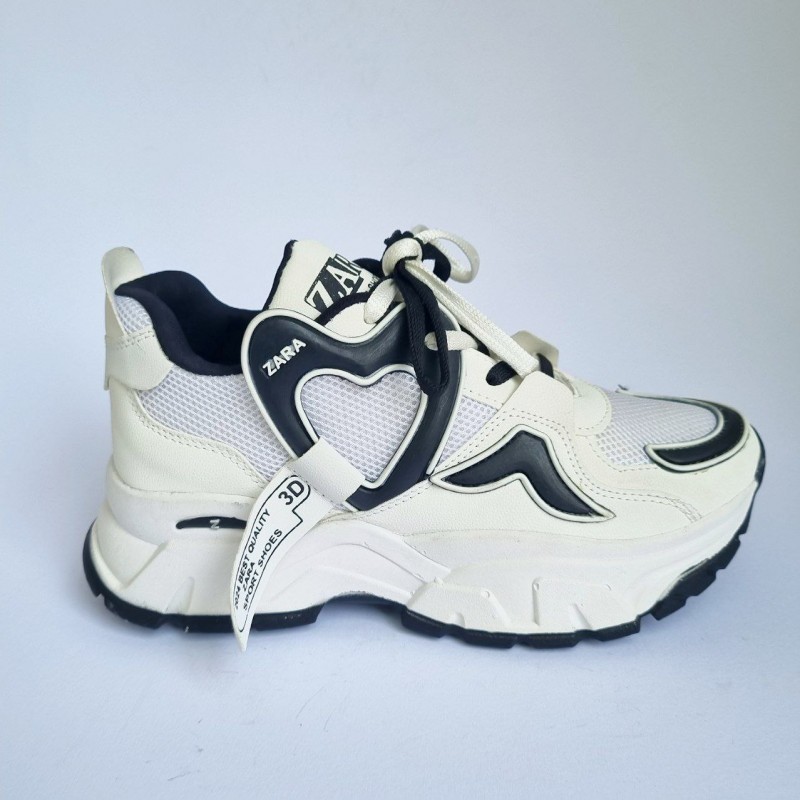 حراج پرفروش این هفته کفش اسپرت شیک قلبی مدل زارا zara زنانه دخترانه خوشپا و زیبا رنگ سفیدمشکی  با ارسال رایگان