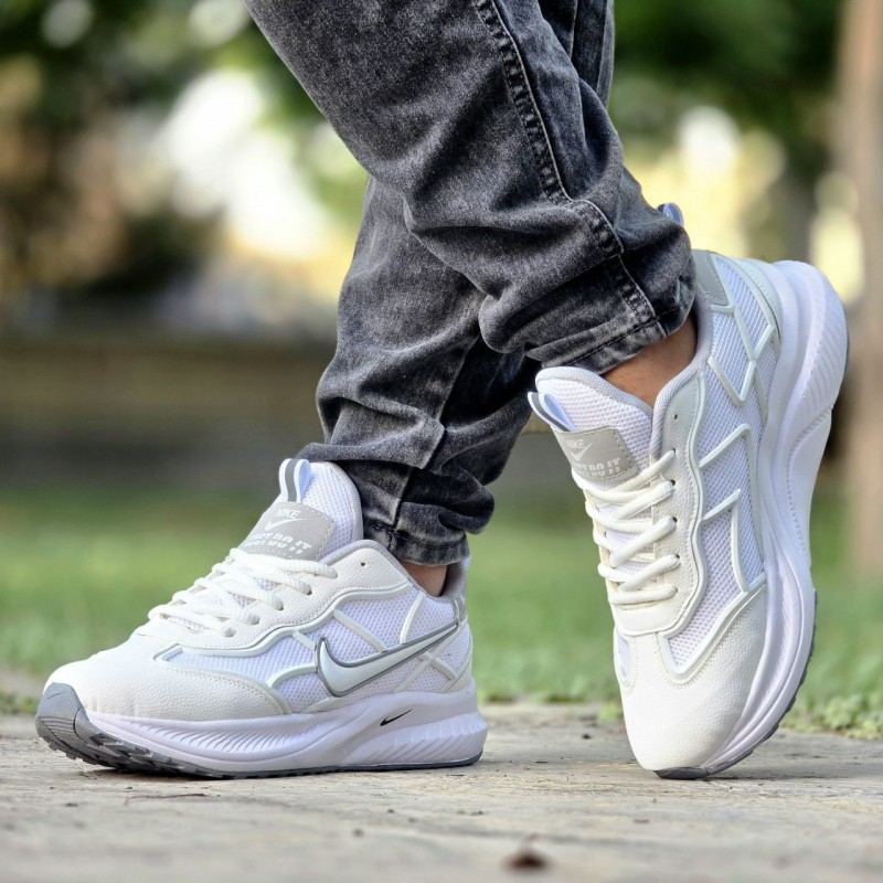 فروش بی نظیر کفش اسپرت مردانه پسرانه مدل نایک یه مدل جدید و خاص رنگ سفید طوسی  با ارسال رایگان
