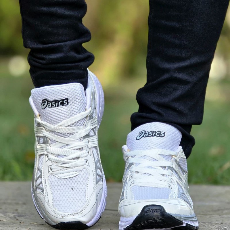 حراج جدید ترین کفش کتونی اسپرت مردانه و پسرانه خاااص مدل اسیکس رنگ سفید طوسی  با ارسال رایگان