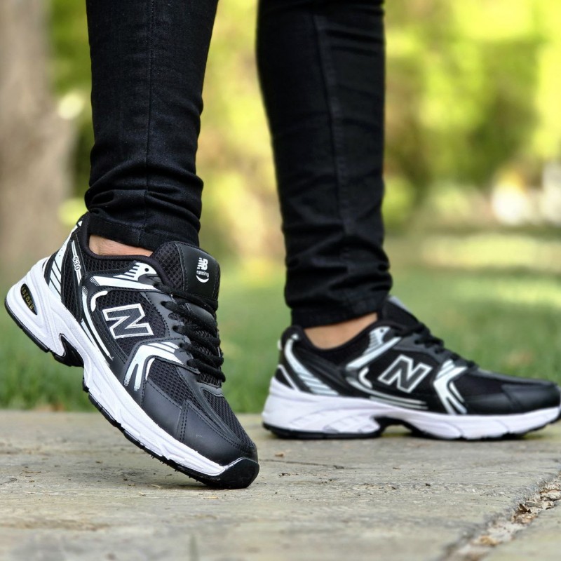 فروش فوق العاده کفش کتونی اسپرت مردانه و زنانه مدل نیوبالانس 530  خاص و پرطرفدار رنگ مشکی سفید با ارسال رایگان