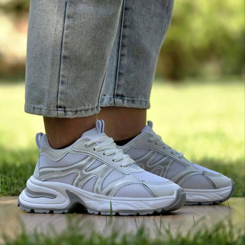 حراج خاص کفش کتونی اسپرت دخترانه و زنانه مدل مکس بادوام و سبک رنگ سفید نقره ای  با ارسال رایگان