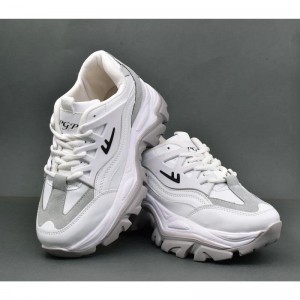 حراج استثنایی کفش اسپرت دخترانه و زنانه مدل یاموتا رنگ سفید طوسی فوق العاده خوشپا با ارسال رایگان