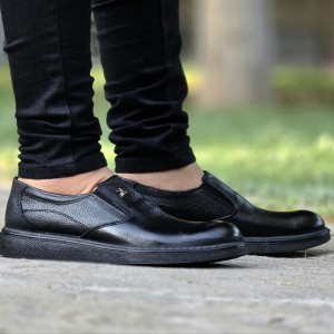 فروش جذاب کفش چرم طبیعی تبریز مردانه ویژه و خاص رنگ مشکی با ارسال رایگان