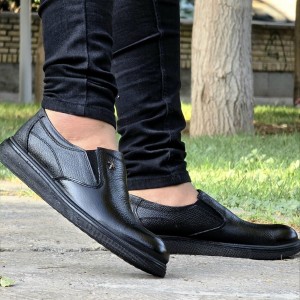 فروش جذاب کفش چرم طبیعی تبریز مردانه ویژه و خاص رنگ مشکی با ارسال رایگان