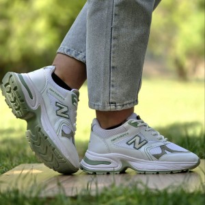 فرووش استثنایی کفش کتونی اسپرت دخترانه و زنانه مدل نیوبالانس اصیل و جذاب رنگ سفید سبز با ارسال رایگان