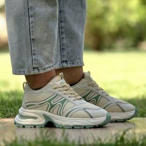 حراج خاص کفش کتونی اسپرت دخترانه و زنانه مدل مکس بادوام و سبک رنگ سفید نقره ای  با ارسال رایگان