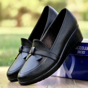 حراااج ویژه کفش  اداری و مجلسی زنانه بزرگپا رنگ مشکی خاص و سبک با ارسال رایگان