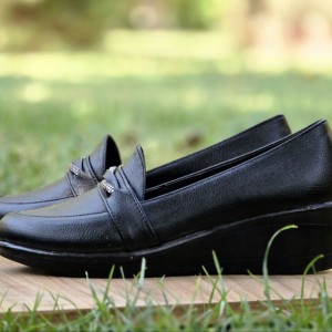 حراااج منحصر به فرد کفش  اداری و مجلسی زنانه بزرگپا رنگ مشکی خاص و لاکچری با ارسال رایگان