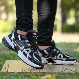 تخفیف فوق العاده عالی کفش کتونی  اسپرت مردانه مدل وی تو کی ترند و بادوام رنگ کرم  با ارسال رایگان