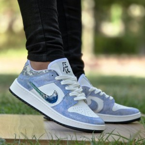 تخفیف فوق العاده کفش کتونی اسپرت مردانه و پسرانه مدل نایک دراگون متفاوت و شیک رنگ سفید  سبز با ارسال رایگان