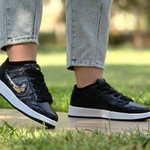 فروش  ویژه کفش کتونی اسپرت زنانه دخترانه مدل نایک دراگون اصیل و شیک رنگ مشکی زیره سفید  با ارسال رایگان