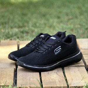 حرااج هیجان انگیز کفش کتونی اسپرت مردانه و پسرانه مدل اسکیچرز بزرگپا  محکم و بادوام رنگ مشکی زیره سفید با ارسال رایگان