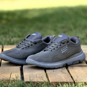 تخفیف هیجان انگیز کفش کتونی اسپرت مردانه و پسرانه مدل اسکیچرز بزرگپا  سبک و بادوام رنگ مشکی تمام با ارسال رایگان