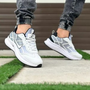 فروش ویژه کفش اسپرت مردانه پسرانه مدل نایک بادوام و مستحکم  رنگ مشکی زیره سفید با ارسال رایگان