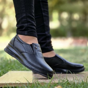 حراج بی تکرار کفش چرم طبیعی تبریز مردانه کلاسیک  و راحت  رنگ مشکی با ارسال رایگان