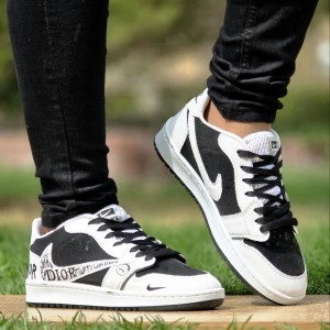 آفر ویژه کفش کتونی ونس اسپرت مردانه و پسرانه مدل نایک جردن وودو (Nike Jordan Voodoo) ترند بازاررر رنگ سفیدطوسیی با ارسال رایگان