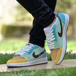 آفر ویژه کفش کتونی ونس اسپرت مردانه و پسرانه مدل نایک جردن وودو (Nike Jordan Voodoo) ترند بازاررر رنگ سفید مشکیی با ارسال رایگان