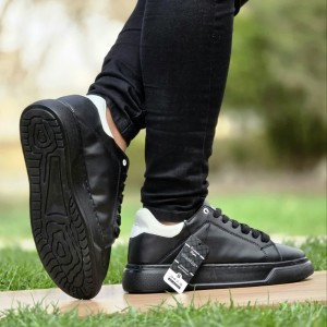 فروووش ویژه کفش کتونی اسپرت ونس مردانه مدل برشکا Bershka  با کیفیتتتت عالی  رنگ سفید تمام با ارسال رایگان
