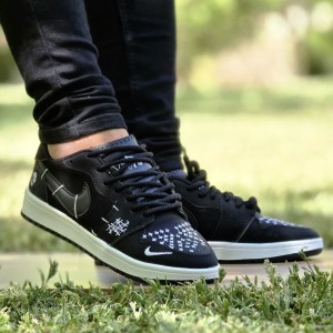 آفر ویژه کفش کتونی ونس اسپرت مردانه و پسرانه مدل نایک جردن وودو (Nike Jordan Voodoo) ترند بازاررر رنگ مشکی تمامم با ارسال رایگان