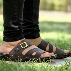 تخفیف ویژه دمپایی صندل 100درصد مردانه کف عرق گیر دوردوخت  رنگ قهوه ای با ارسال رایگان